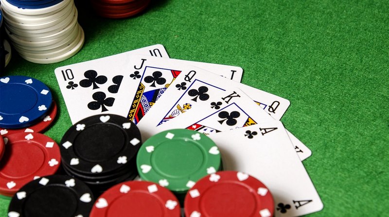 Hướng dẫn chơi chi tiết từng vòng bài Poker